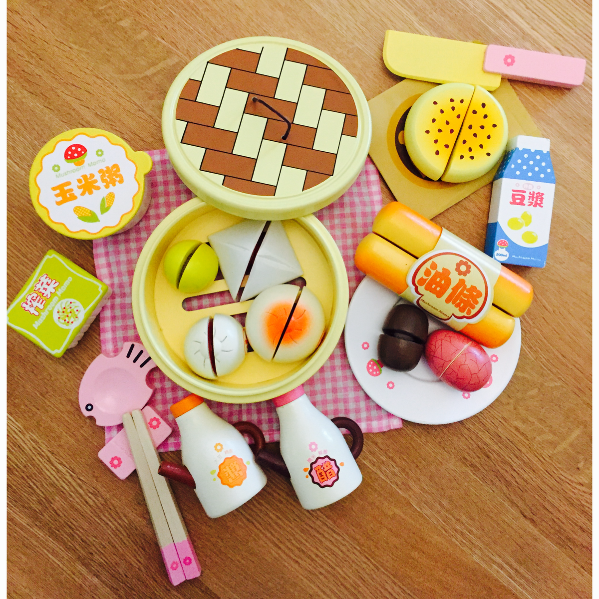 http://www.tinysponge.com/cdn/shop/products/Wooden_Breakfast_Set_1200x1200.png?v=1581449200